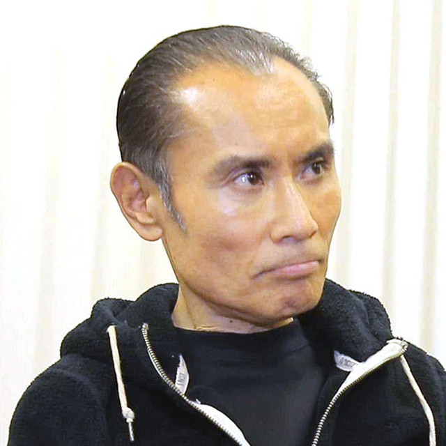 片岡鶴太郎が半月板損傷で手術